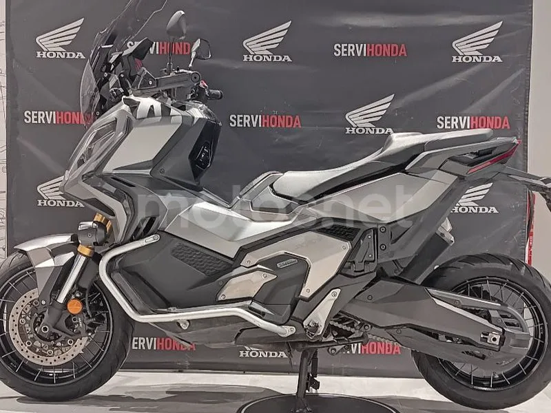 Honda X-ADV - Vista 4