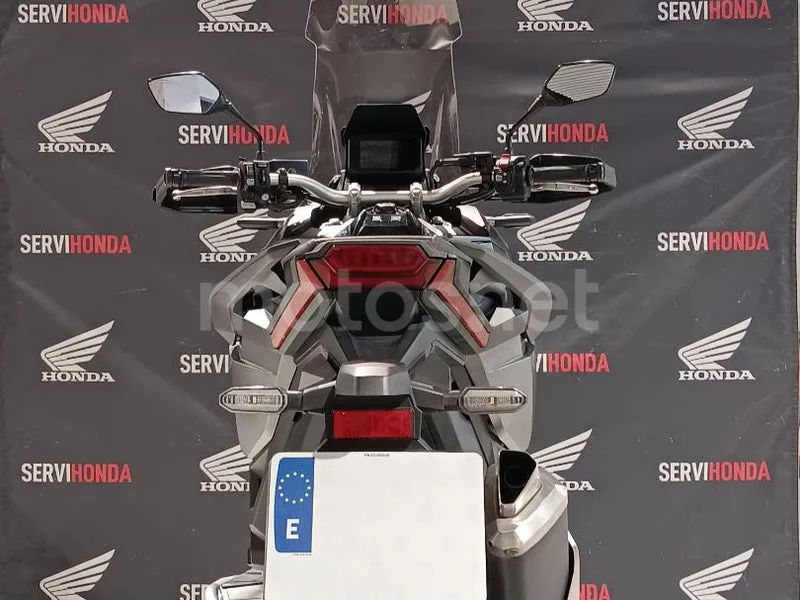 Honda X-ADV - Vista 5
