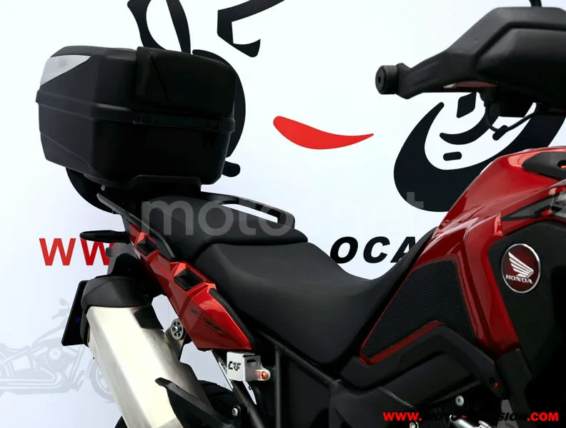 Honda CRF1000L Africa Twin - Vista 11