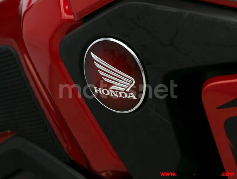 Honda CRF1000L Africa Twin - Vista 9