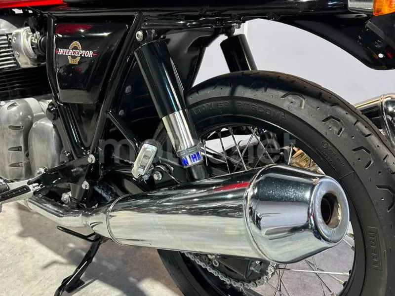 Royal Enfield Interceptor 650 - Vista 8