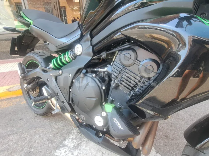 Kawasaki ER-6n - Vista 11