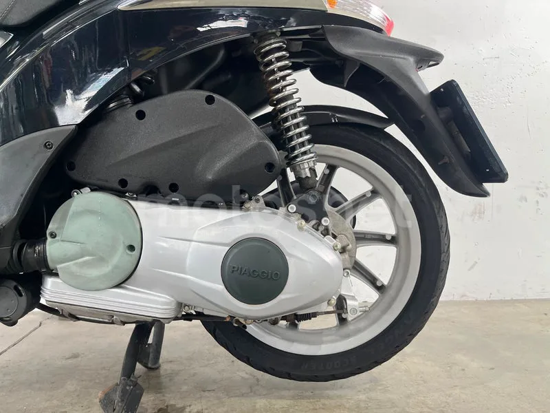 Piaggio Liberty 125 - Vista 13