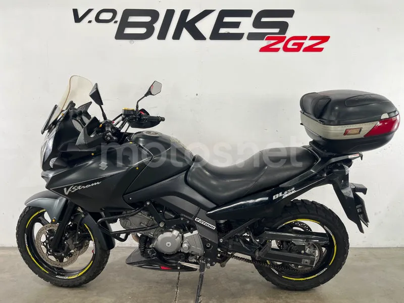 Suzuki V-Strom 650 2790 € 2008 Zaragoza - 2