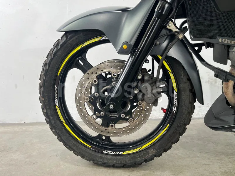 Suzuki V-Strom 650 - Vista 15