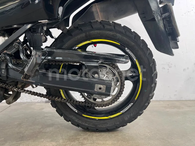 Suzuki V-Strom 650 - Vista 17
