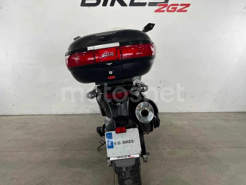 Suzuki V-Strom 650 - Vista 7