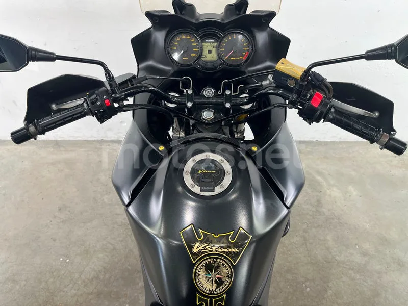 Suzuki V-Strom 650 - Vista 10