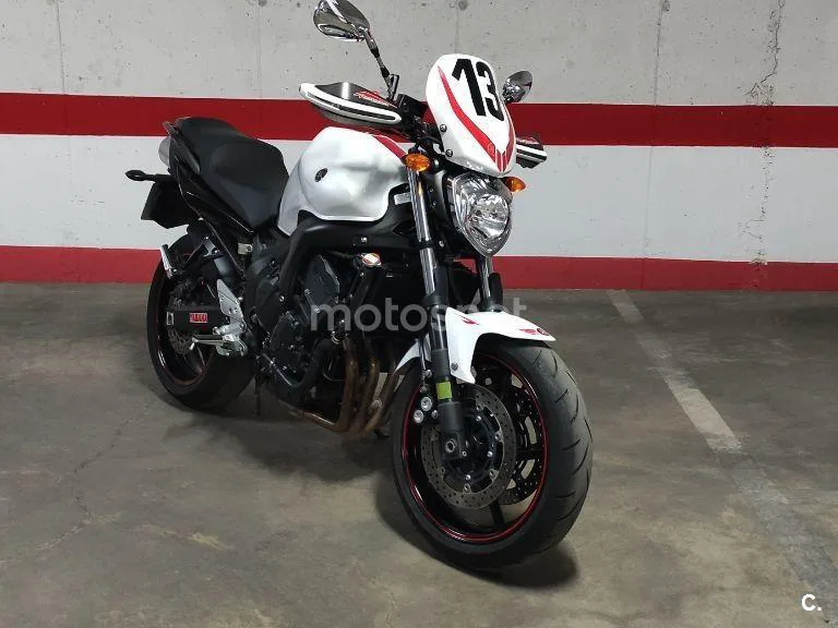 Yamaha FZ6 Fazer S2 - Vista 3