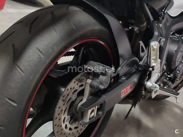 Yamaha FZ6 Fazer S2 - Vista 9