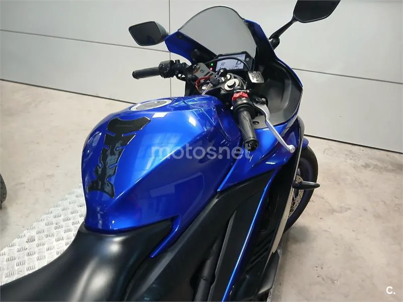 Yamaha YZF-R3 - Vista 11