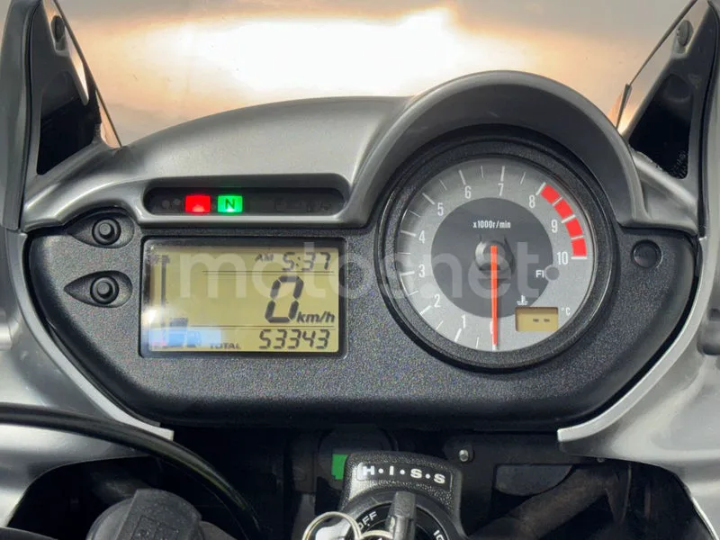 Honda XL700V Transalp - Vista 6
