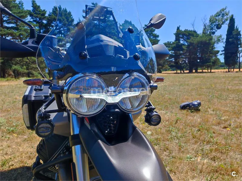 Moto Guzzi V85 TT - Vista 11