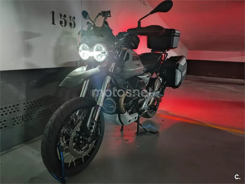 Moto Guzzi V85 TT - Vista 14