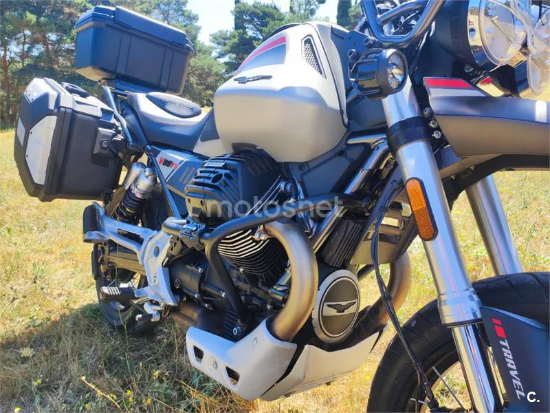 Moto Guzzi V85 TT - Vista 4