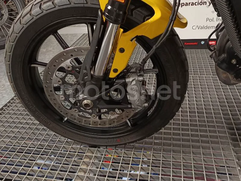 Ducati Scrambler - Vista 15