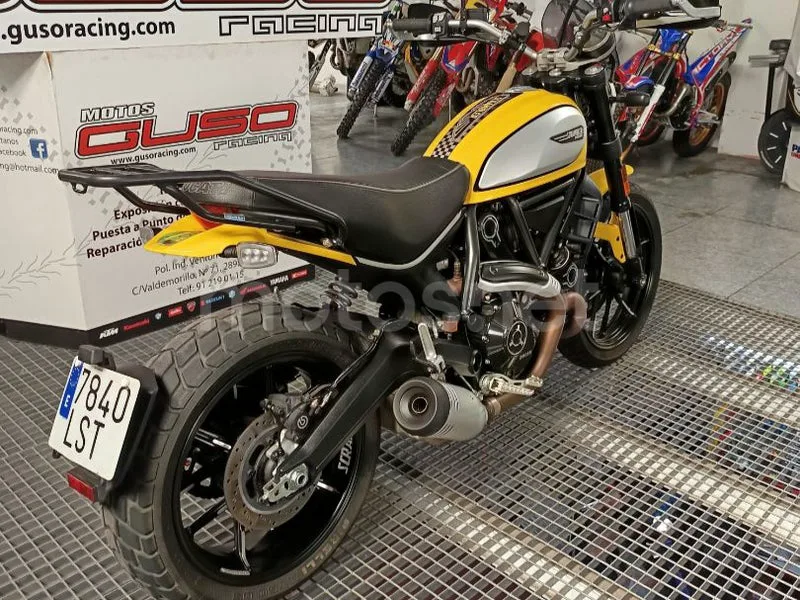 Ducati Scrambler - Vista 5