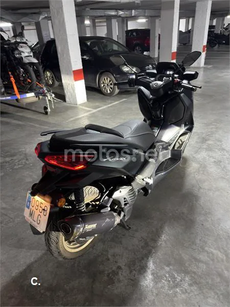 Yamaha XMAX 125 - Vista 3