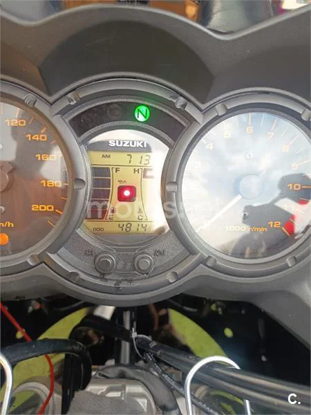 Suzuki V-Strom 650 - Vista 3