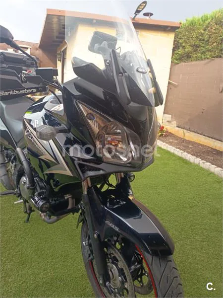 Suzuki V-Strom 650 - Vista 8