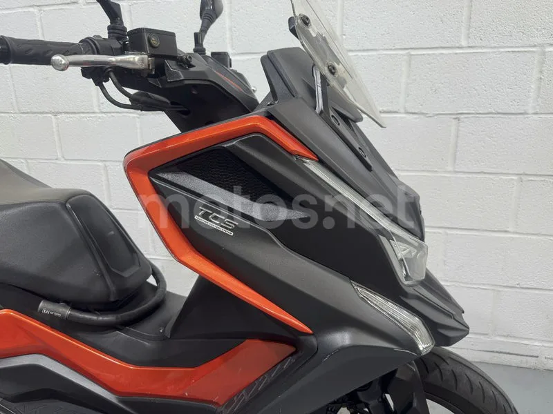 Kymco DTX 350 - Vista 12