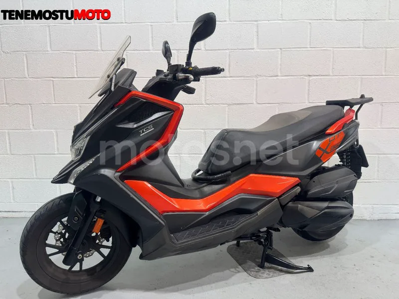 Kymco DTX 350 - Vista 4