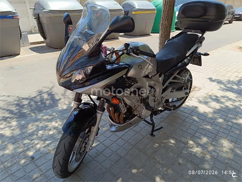 Yamaha FZ6 Fazer - Vista 4
