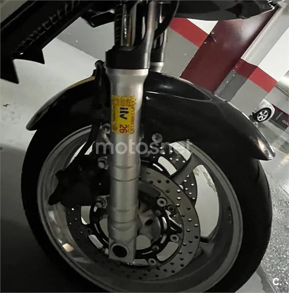 Yamaha FZ6 Fazer - Vista 6