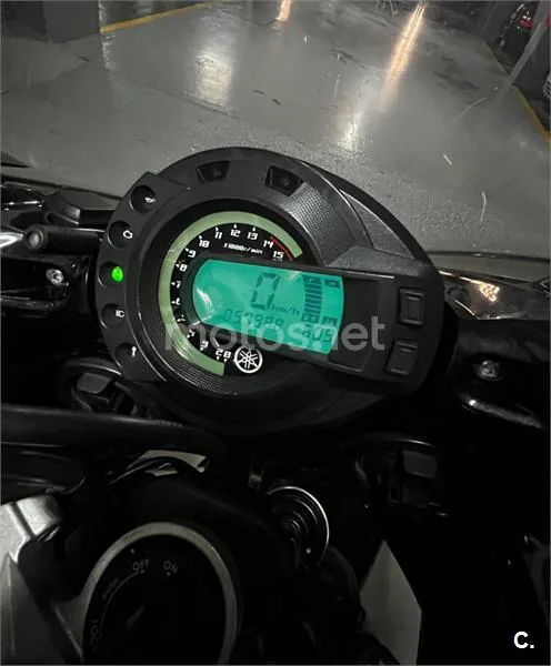 Yamaha FZ6 Fazer - Vista 7