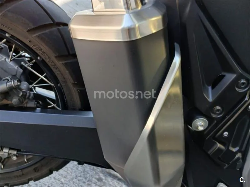 Honda X-ADV - Vista 11