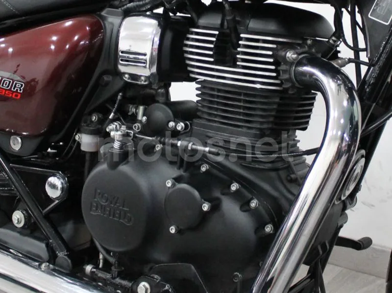 Royal Enfield Meteor 350 - Vista 5