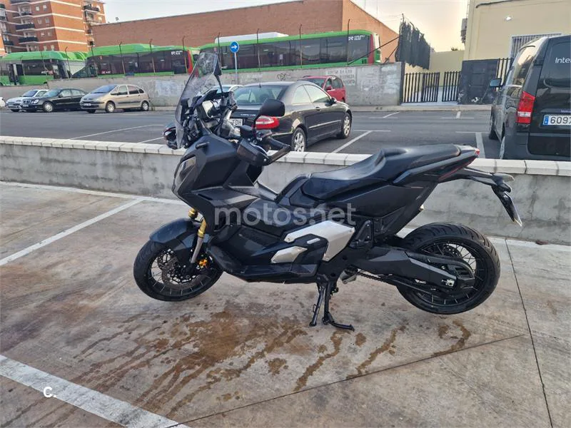 Honda X-ADV - Vista 3