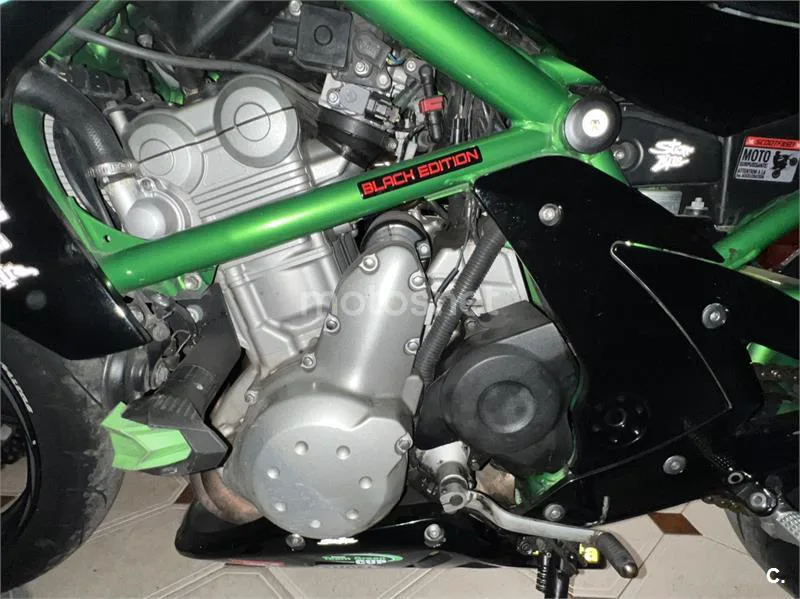 Kawasaki ER-6n - Vista 8