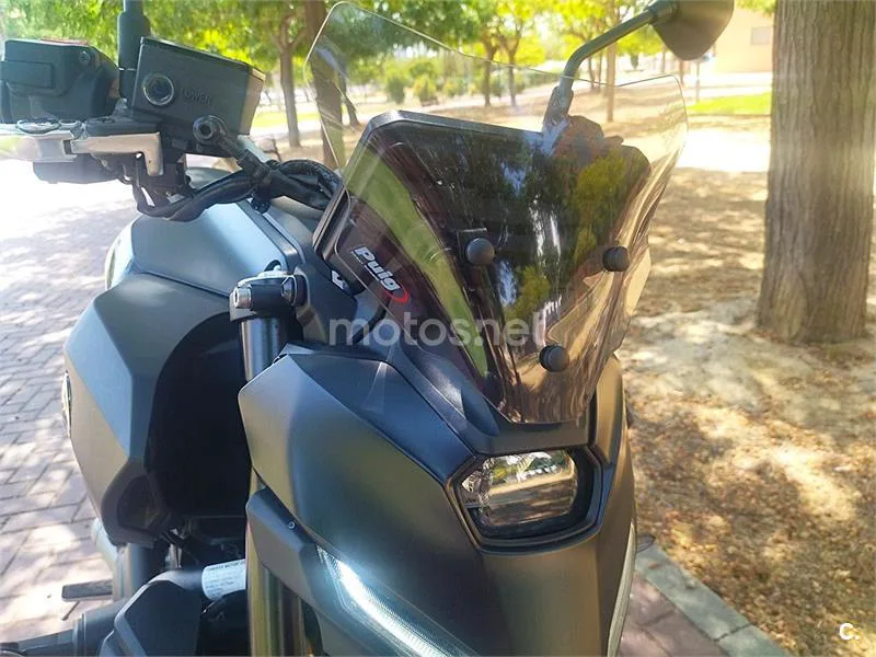 Yamaha MT-07 - Vista 8