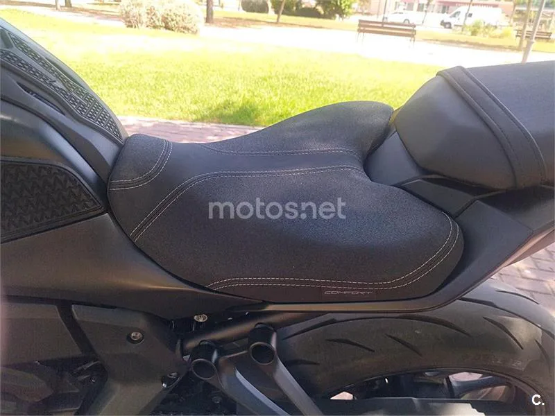Yamaha MT-07 - Vista 9