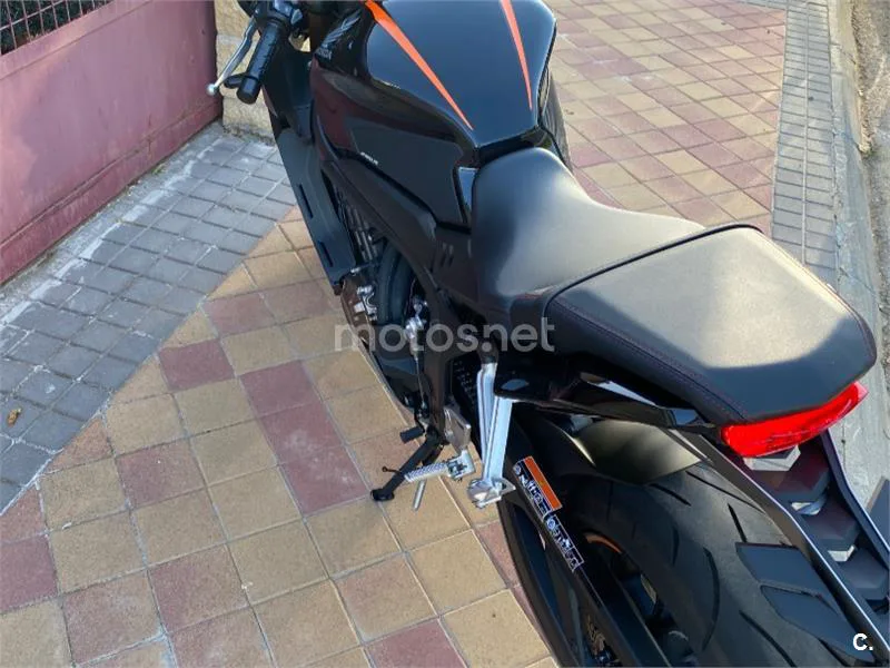Honda CBR650R - Vista 4