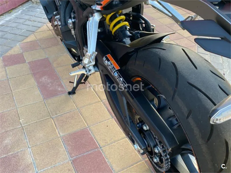 Honda CBR650R - Vista 6