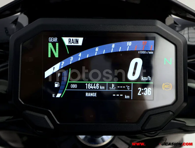 Kawasaki Z900 - Vista 6