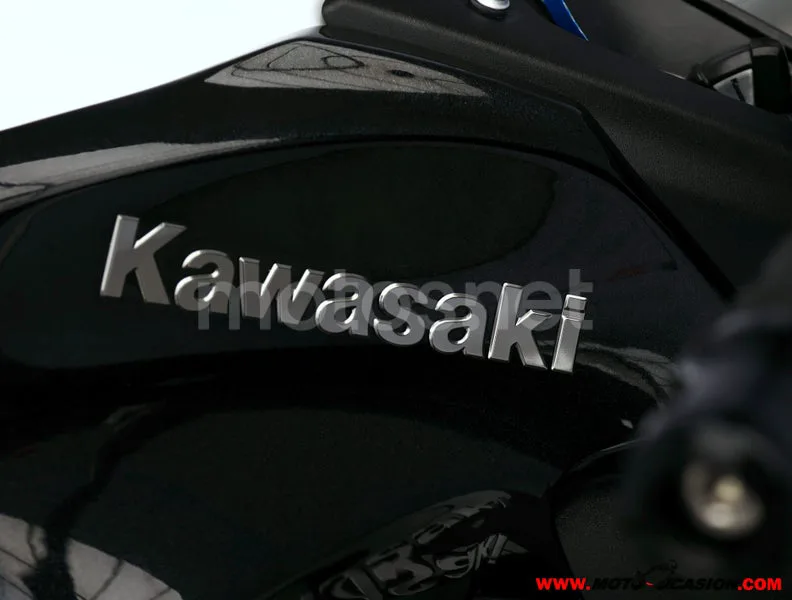 Kawasaki Z900 - Vista 9