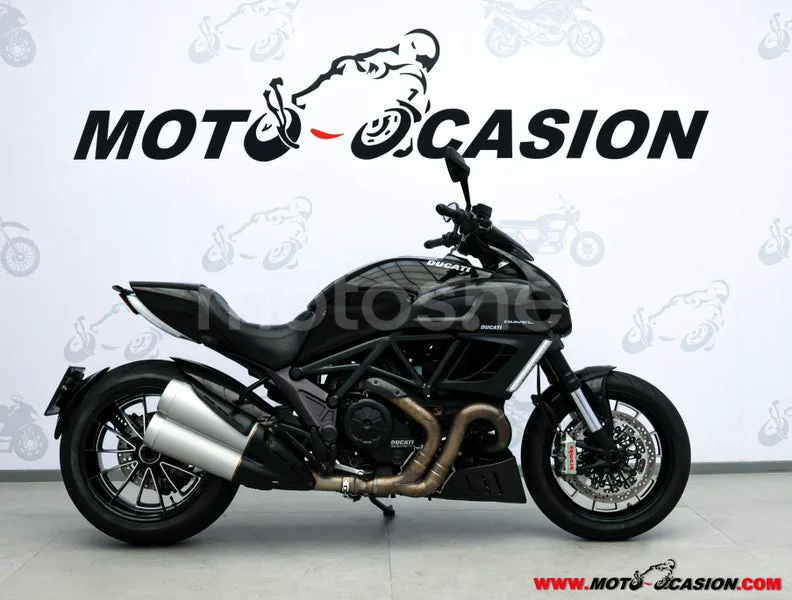 Ducati Diavel 8650 € 2012 Madrid - 2