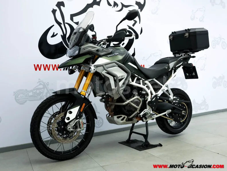 Triumph Tiger 900 - Vista 8