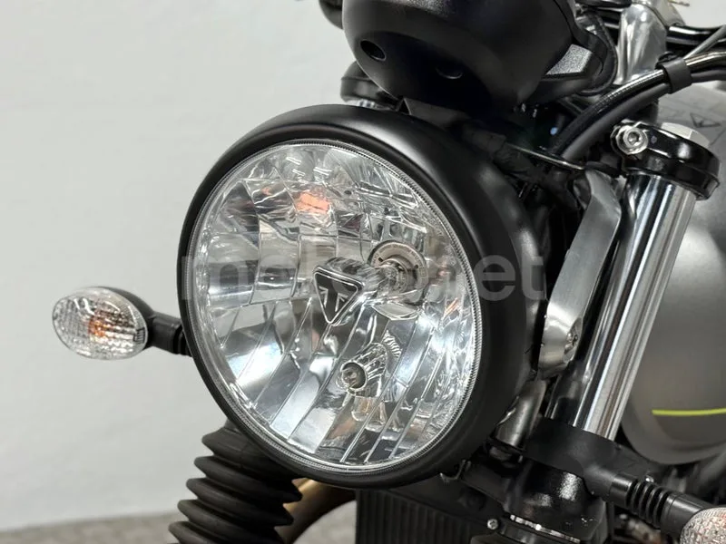 Triumph Speed Twin 900 - Vista 10