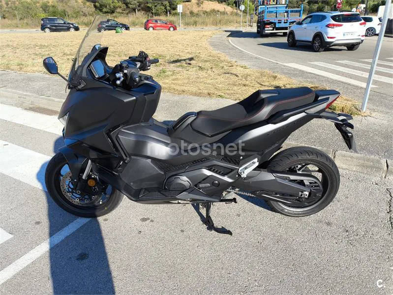 Honda Forza 750 11.350 € 2025 Barcelona - 1