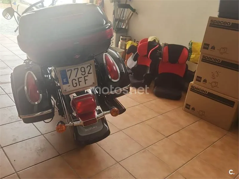 Suzuki Intruder C800 - Vista 3