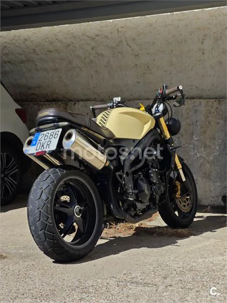 Triumph Speed Triple - Vista 4