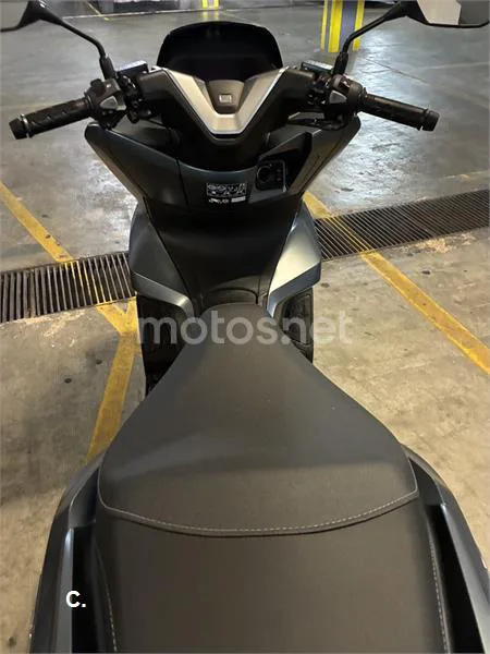 Honda PCX125 - Vista 4