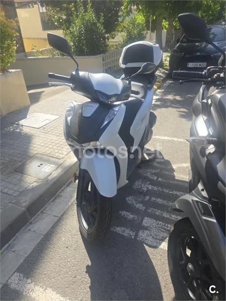 Honda SH125i - Vista 4