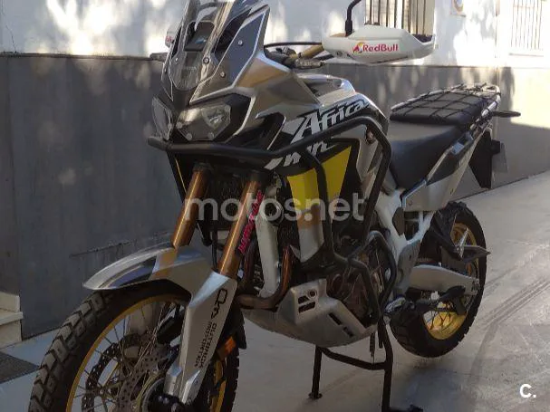 Honda CRF1000L Africa Twin - Vista 3