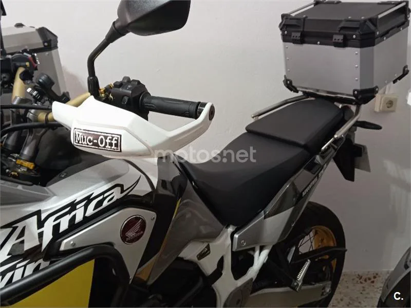 Honda CRF1000L Africa Twin - Vista 5