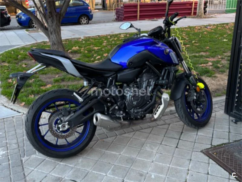 Yamaha MT-07 - Vista 3